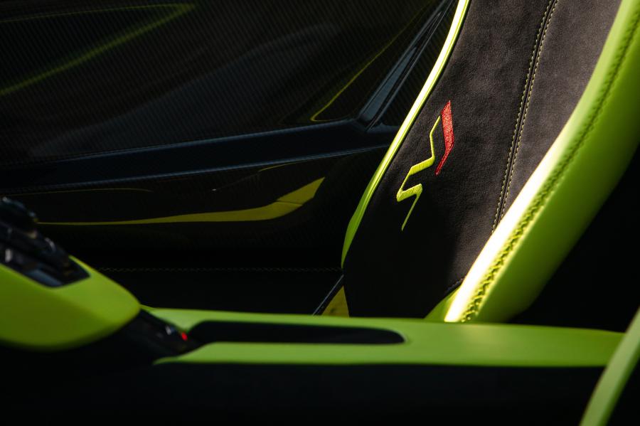 Детали экстерьера Lamborghini Aventador SVJ Roadster 2019 года  (NA) (фото 13 из 49)